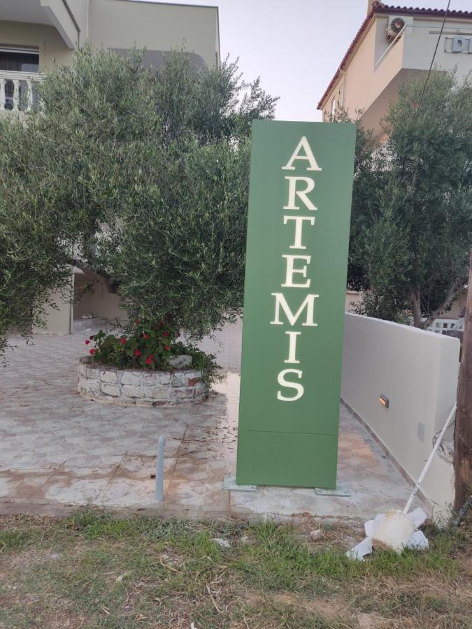 Ferienwohnung Pansion Artemis Mavrovoúnion Exterior foto