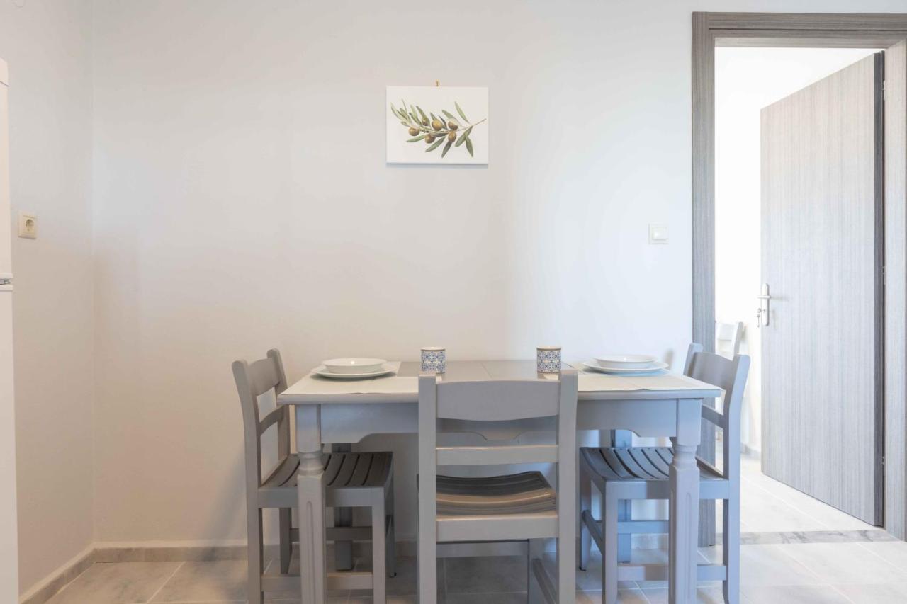Ferienwohnung Pansion Artemis Mavrovoúnion Exterior foto
